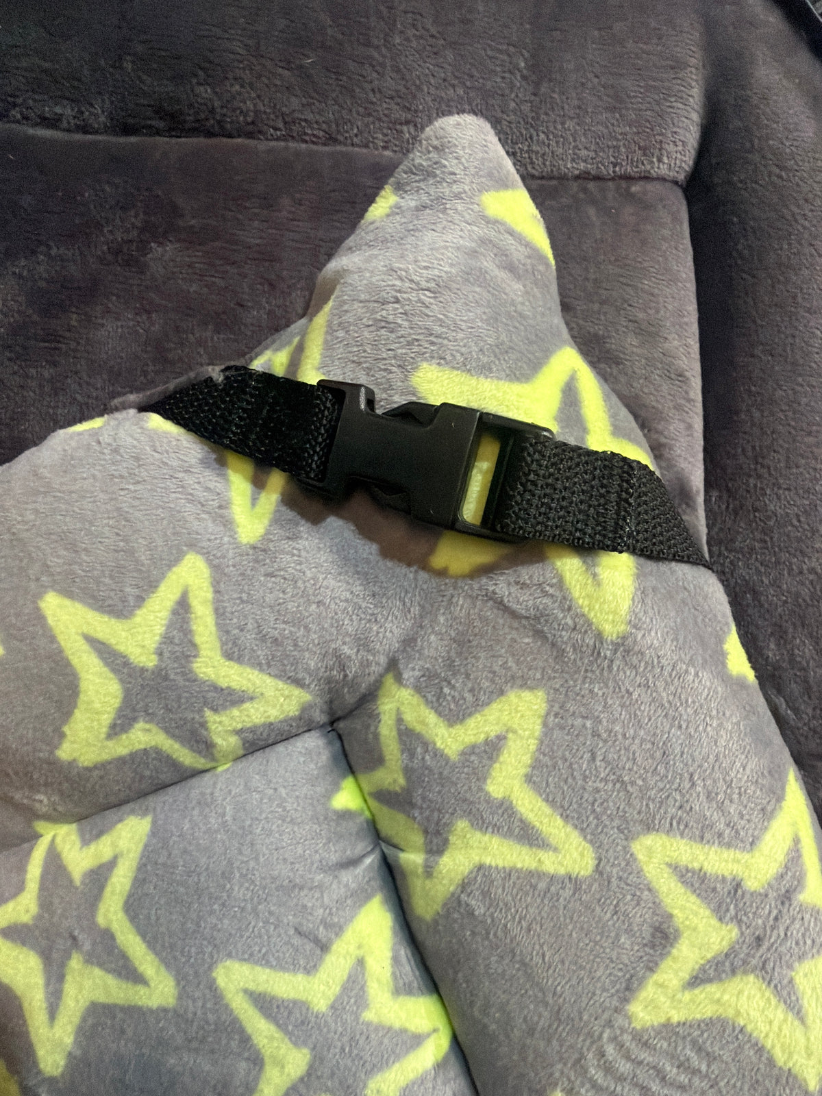 Donkergrijze knuffelzachte en grijze teddyfleece luxe omkeerbaar kussen