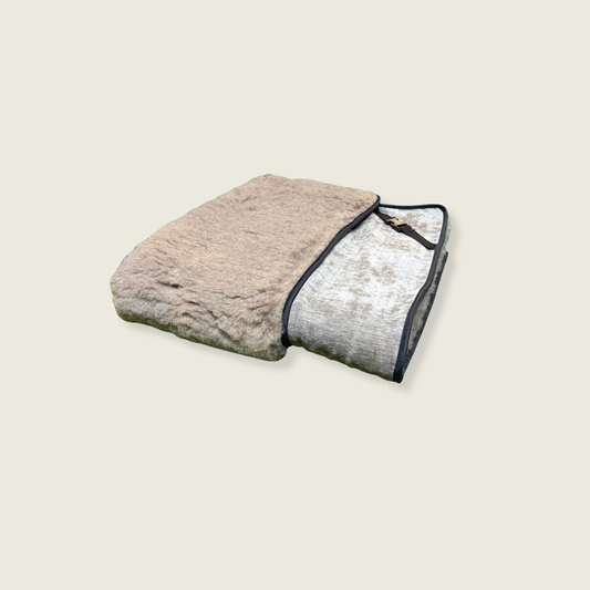 Velours gris foncé et surmatelas de luxe gris