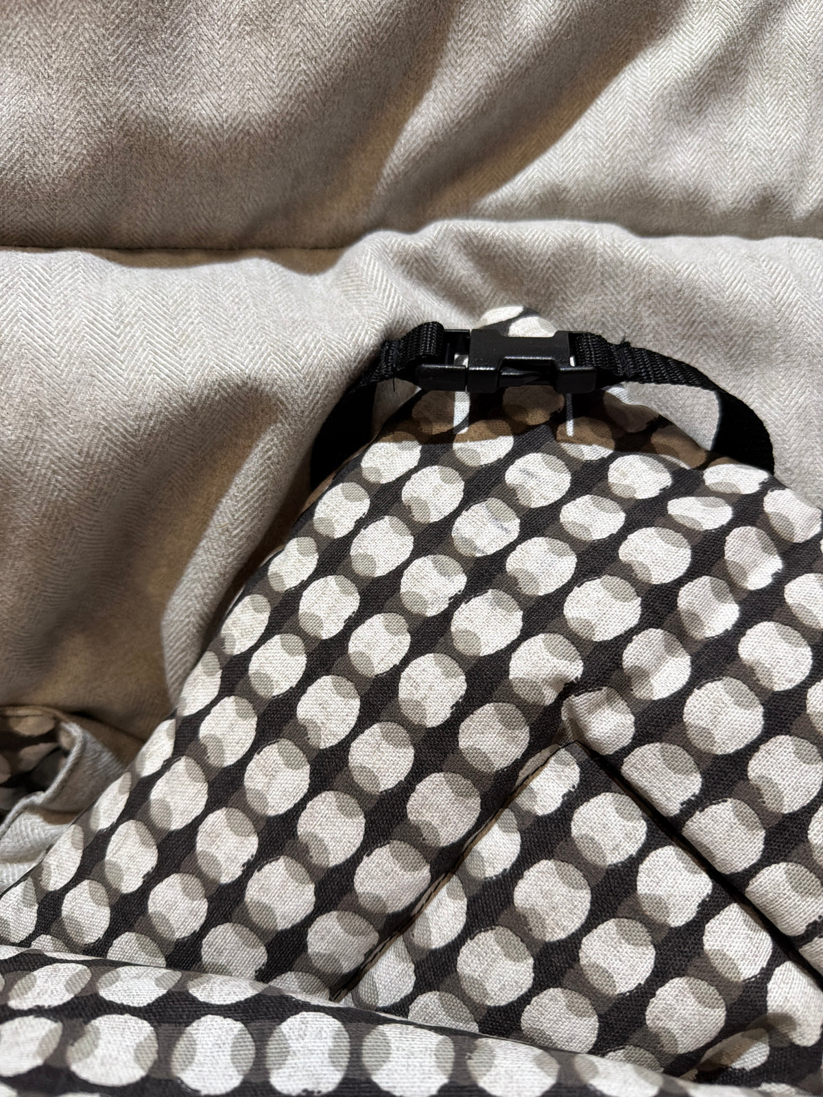 Dunkelgraues Kuschelweiches &amp; Graues Teddy-Fleece Luxuriöse Wendeunterlage