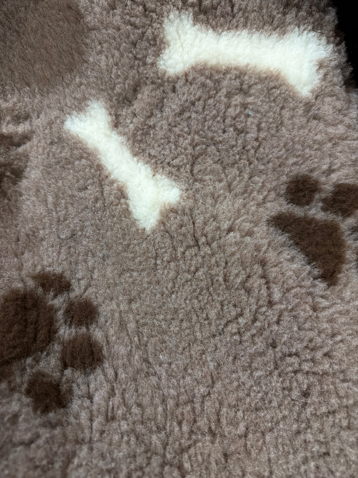 30% OFF Beige Paw Bone Cosy Sleeve