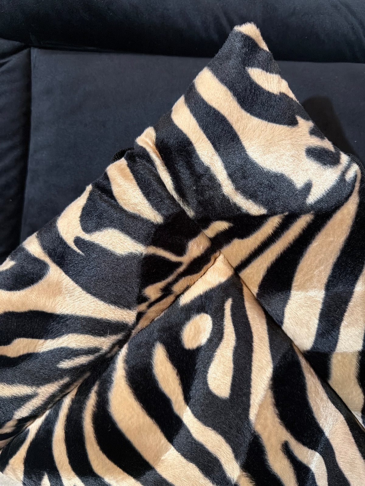 30% OFF Antelope & Black Velour Luxury Reversible Pad