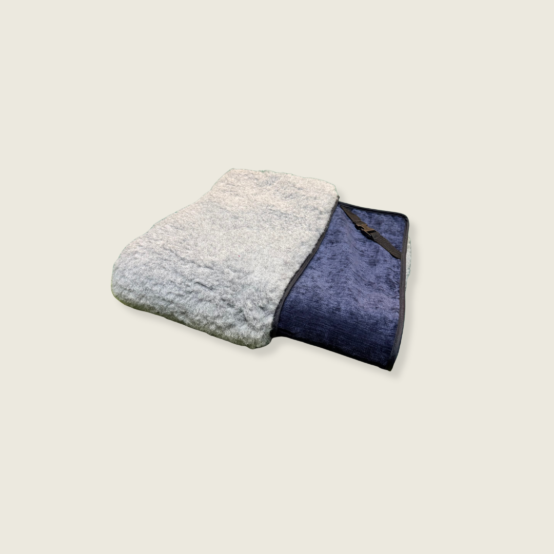 Velours gris foncé et surmatelas de luxe gris