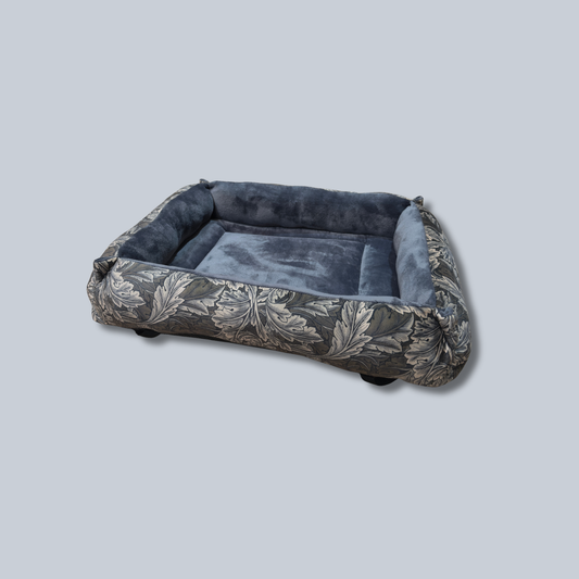 Morris&Co Acanthus & Grey Cuddle Soft Luxury Nest