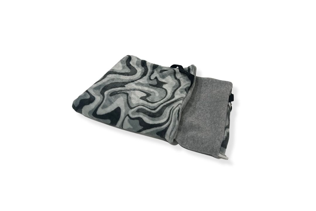 Grey Wavy & Grey Marl Fleece Reversible Blanket